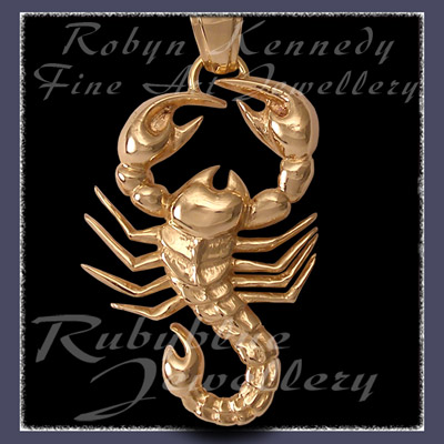 18 Karat Yellow Gold 'Scorpion' Pendant Image