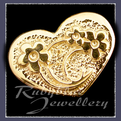 Gold 'Heart' Lapel Pin Image